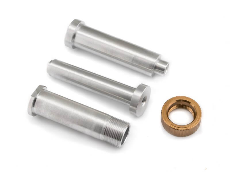 Maverick-150133-Servo-Saver-Post-Set Maverick 150133 Servo Saver Post Set